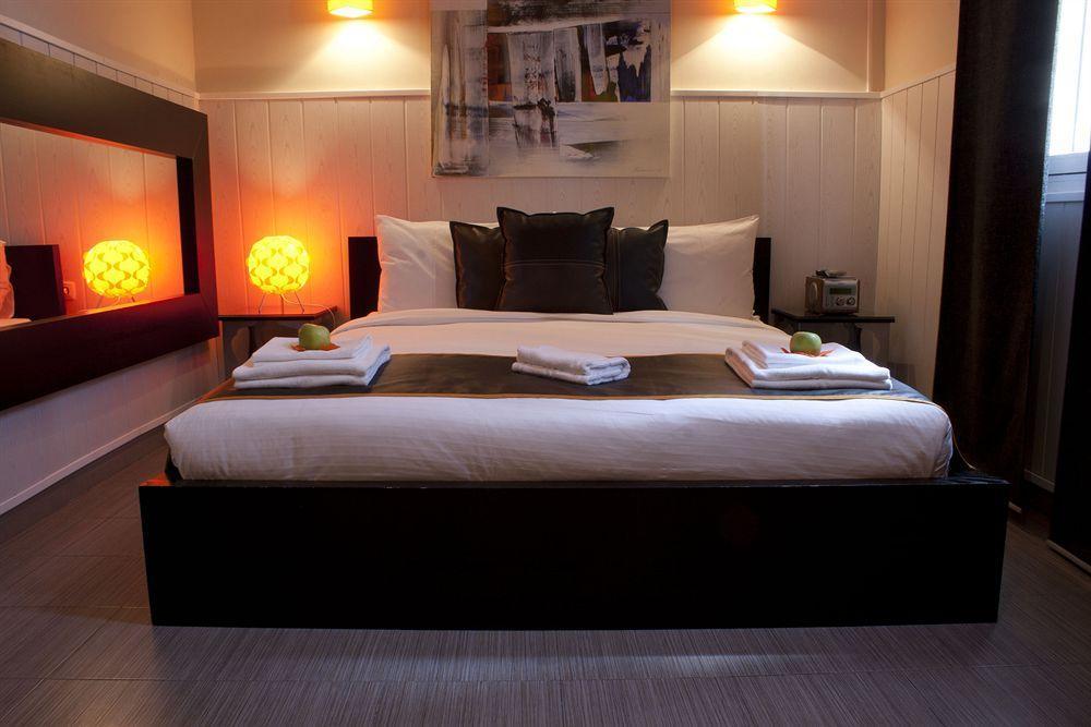 Hostal Oxum Madrid Kamer foto